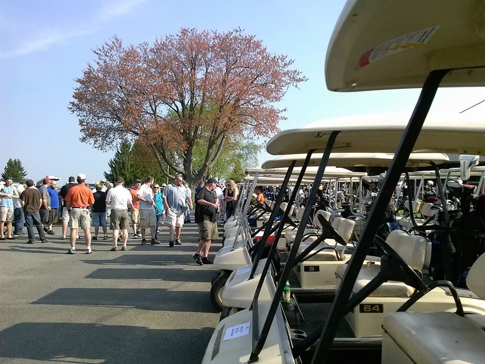 Clarion Eagles Golf Scramble HiLevel Golf Course